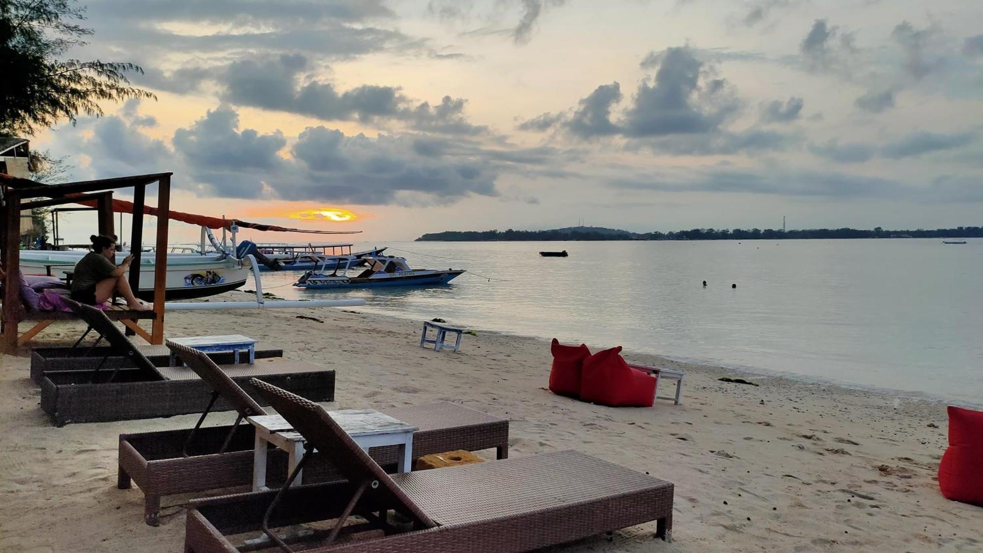 Matahari Bungalow 3 Gili Air Exterior photo