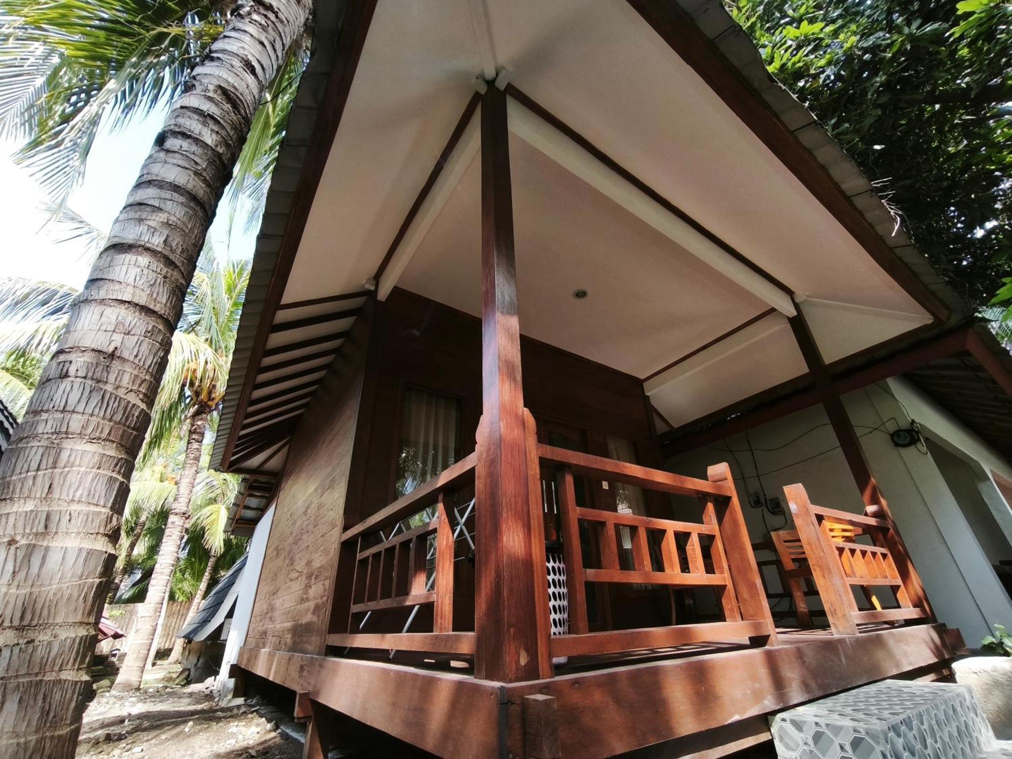 Matahari Bungalow 3 Gili Air Exterior photo