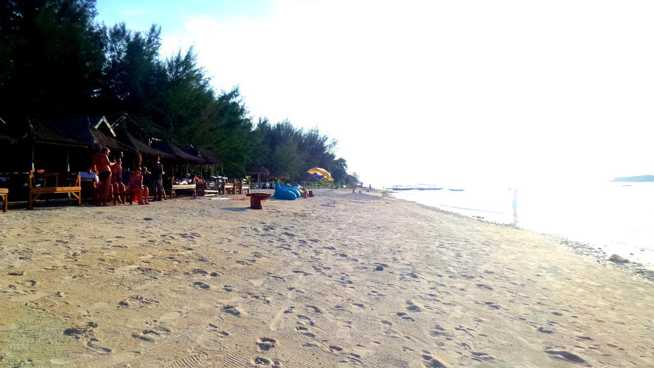 Matahari Bungalow 3 Hotel Gili Air Exterior photo