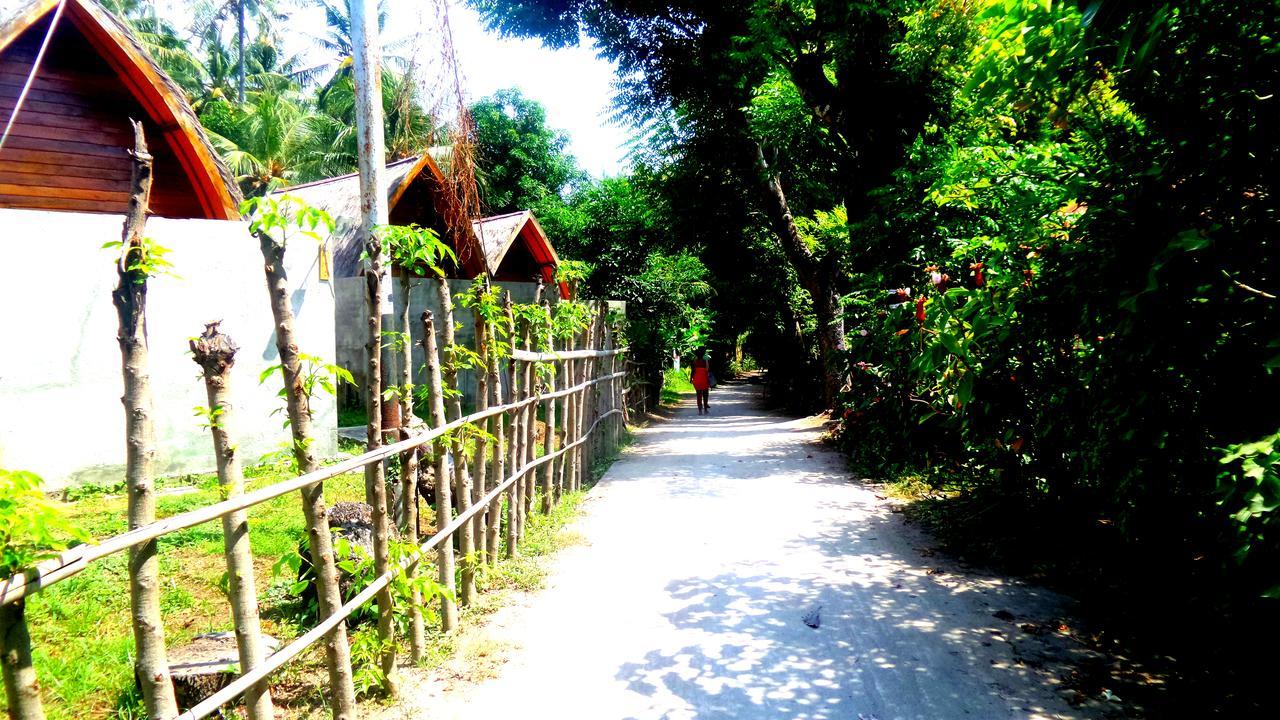 Matahari Bungalow 3 Hotel Gili Air Exterior photo